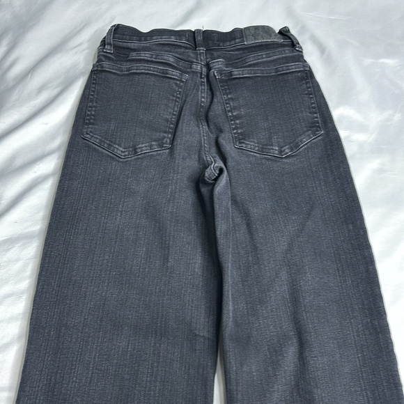 Madwell The Perfect Vintage Wide-Leg Jean - Picture 7 of 9